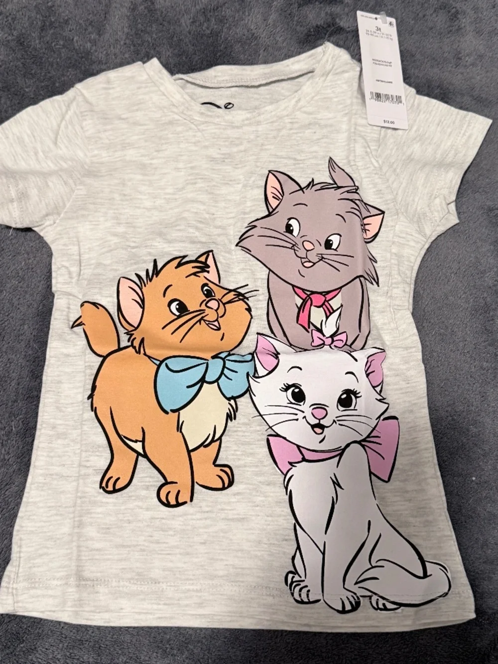Disney’s Aristocrat tshirt in size 3T